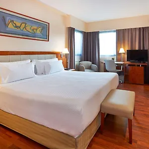 3* Отель Nh Entenza